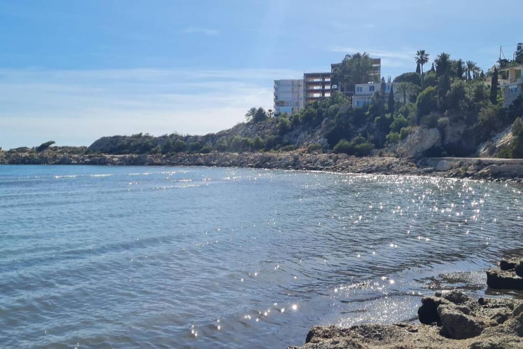 אל קאמפיו Acogedor Bungalow Adosado מראה חיצוני תמונה